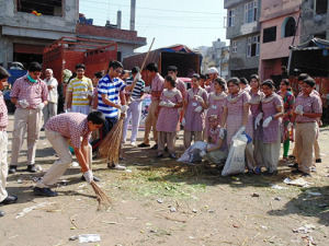 Let’s Make ‘Swachh Bharat Abhiyan’ A People’s Movement for Cleanliness